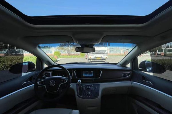 Buick GL8 2014, 21600 км, за 16372 USD - фото 12