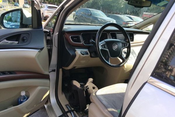 Buick GL8 2014, 164300 км, за 6705 USD - фото 16