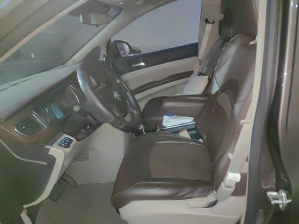 Buick GL8 2015, 44700 км, за 9549 USD - фото 16