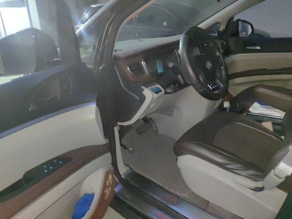 Buick GL8 2015, 44700 км, за 9549 USD - фото 17