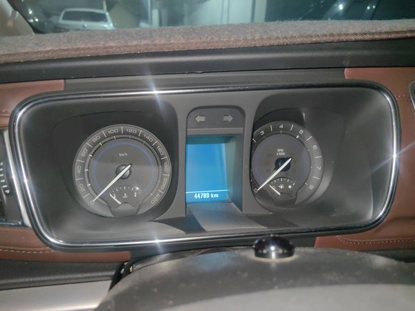 Buick GL8 2015, 44700 км, за 9549 USD - фото 12