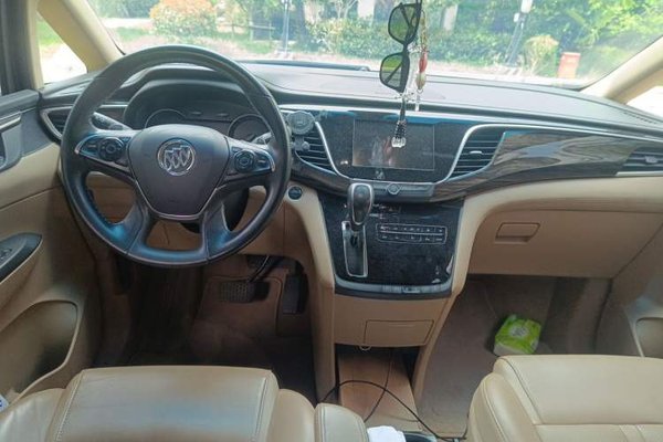 Buick GL8 2017, 76700 км, за 18623 USD