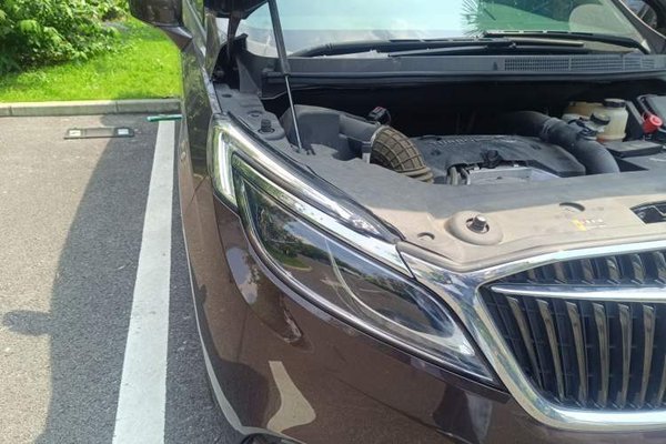 Buick GL8 2017, 76700 км, за 18623 USD - фото 19