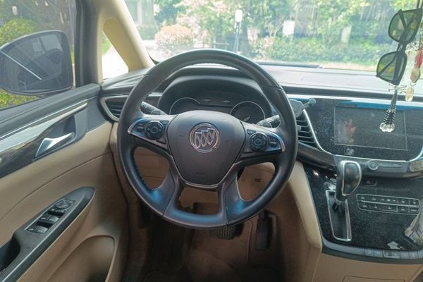 Buick GL8 2017, 76700 км, за 18623 USD