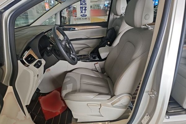 Buick GL8 2017, 103900 км, за 16970 USD - фото 20
