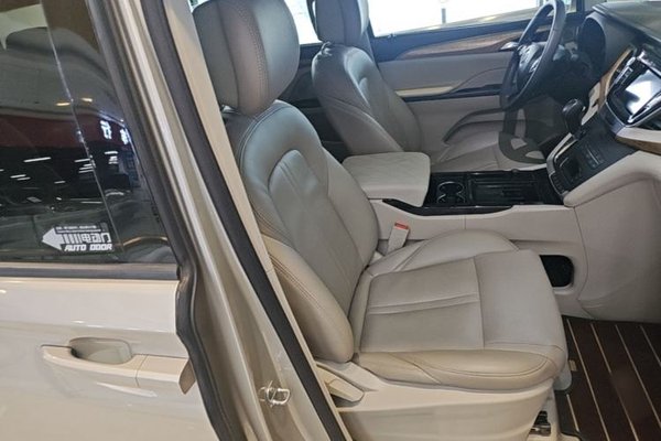 Buick GL8 2017, 103900 км, за 16970 USD - фото 22