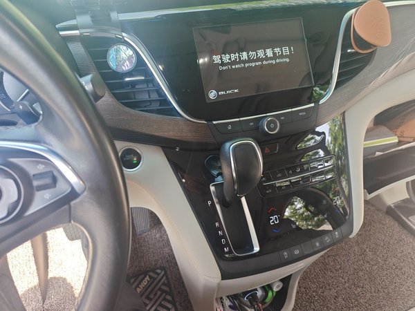 Buick GL8 2017, 102900 км, за 22357 USD - фото 11