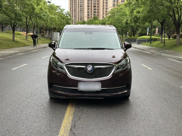 Buick GL8 2017, 102900 км, за 22357 USD