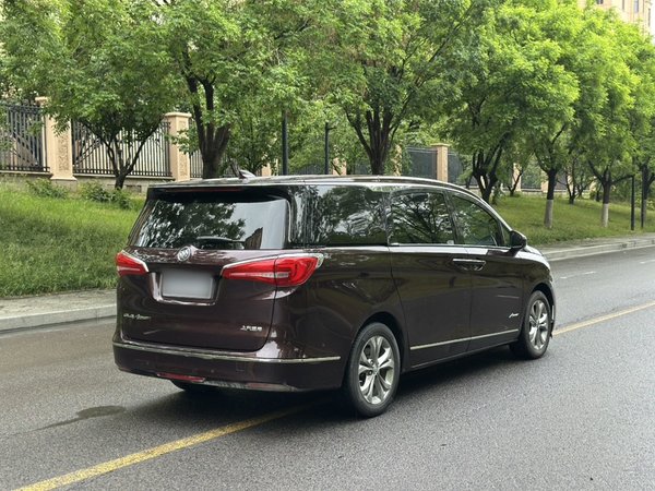 Buick GL8 2017, 102900 км, за 22357 USD - фото 6