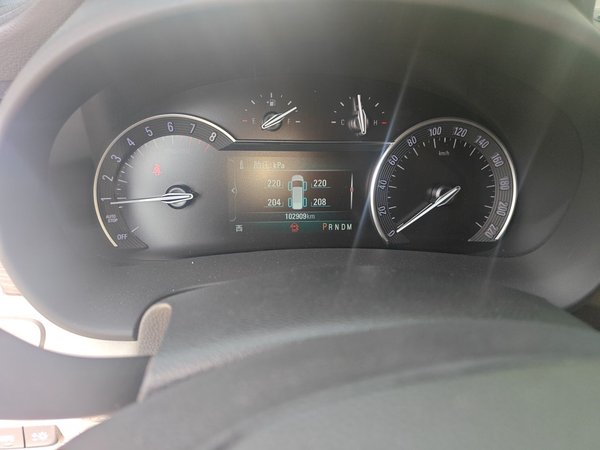 Buick GL8 2017, 102900 км, за 22357 USD - фото 10