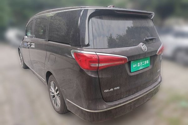 Buick GL8 2017, 132200 км, за 19124 USD