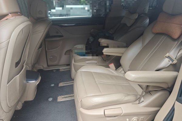 Buick GL8 2017, 132200 км, за 19124 USD - фото 19