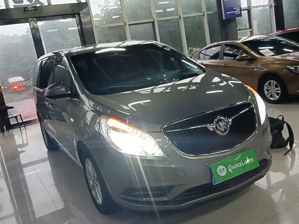 Buick GL8 2017, 133100 км, за 11113 USD