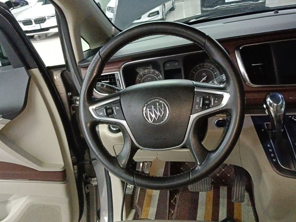 Buick GL8 2017, 133100 км, за 11113 USD - фото 14