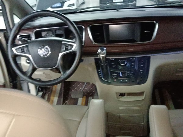 Buick GL8 2017, 133100 км, за 11113 USD - фото 13