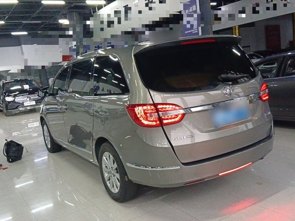 Buick GL8 2017, 133100 км, за 11113 USD