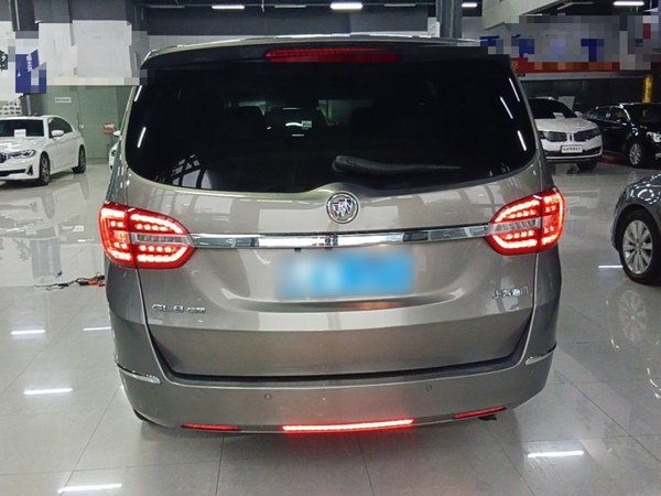 Buick GL8 2017, 133100 км, за 11113 USD