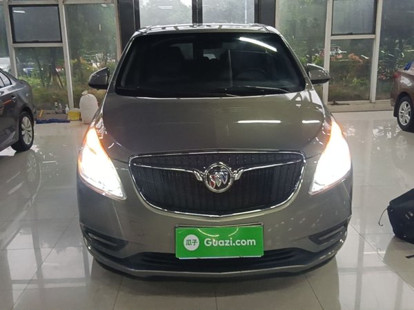 Buick GL8 2017, 133100 км, за 11113 USD