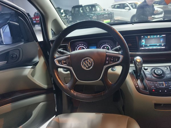 Buick GL8 2017, 137400 км, за 13720 USD - фото 13