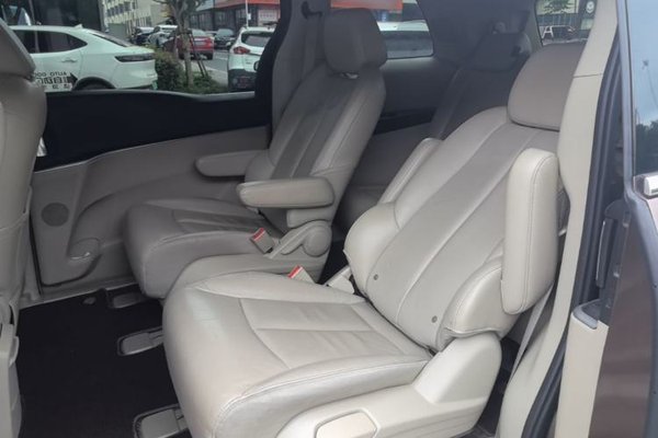 Buick GL8 2018, 110100 км, за 12498 USD - фото 20