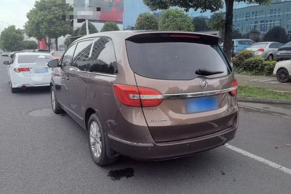 Buick GL8 2018, 110100 км, за 12498 USD