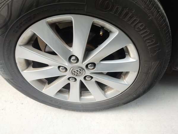 Buick GL8 2018, 120400 км, за 13164 USD