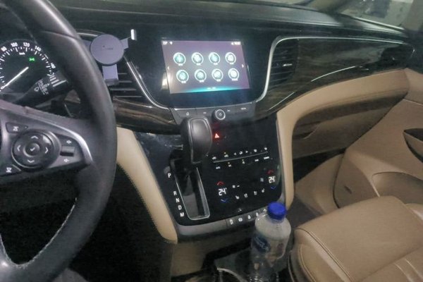 Buick GL8 2018, 137100 км, за 20604 USD - фото 12