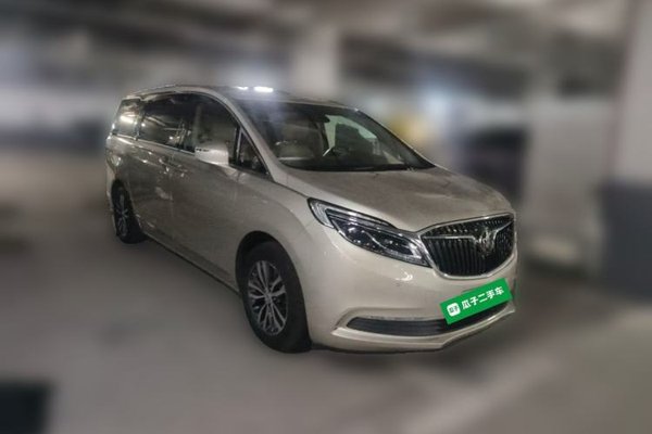 Buick GL8 2018, 137100 км, за 20604 USD