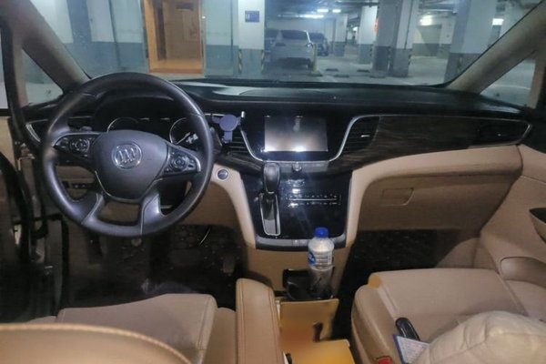 Buick GL8 2018, 137100 км, за 20604 USD - фото 18