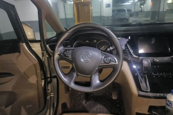 Buick GL8 2018, 137100 км, за 20604 USD - фото 9