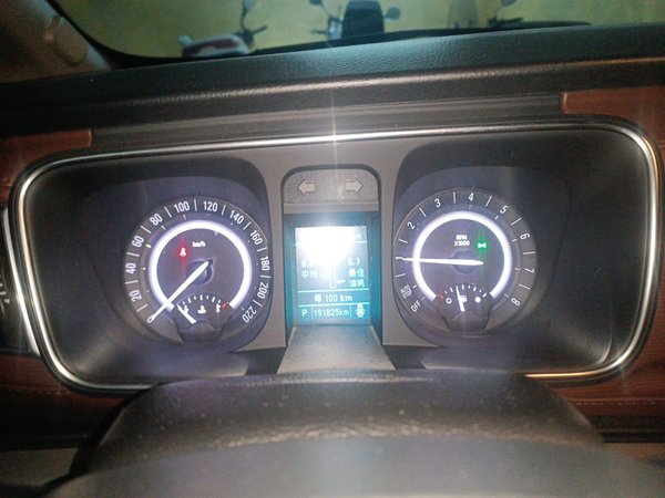 Buick GL8 2018, 191800 км, за 11929 USD - фото 12