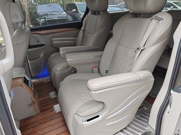 Buick GL8 2018, 34700 км, за 23459 USD - фото 9