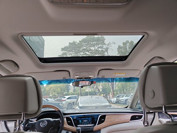 Buick GL8 2018, 34700 км, за 23459 USD - фото 18