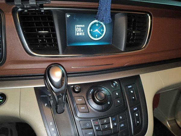 Buick GL8 2018, 110300 км, за 13780 USD - фото 14