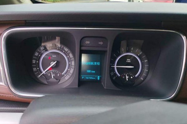 Buick GL8 2018, 56700 км, за 12959 USD - фото 12
