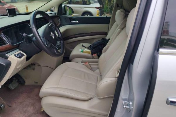 Buick GL8 2018, 56700 км, за 12959 USD - фото 16