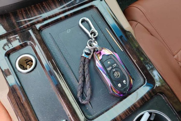 Buick GL8 2018, 49200 км, за 24007 USD - фото 17