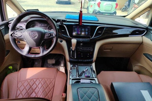 Buick GL8 2018, 49200 км, за 24007 USD - фото 18