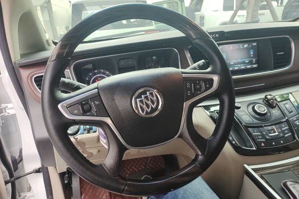 Buick GL8 2018, 57800 км, за 13633 USD - фото 19