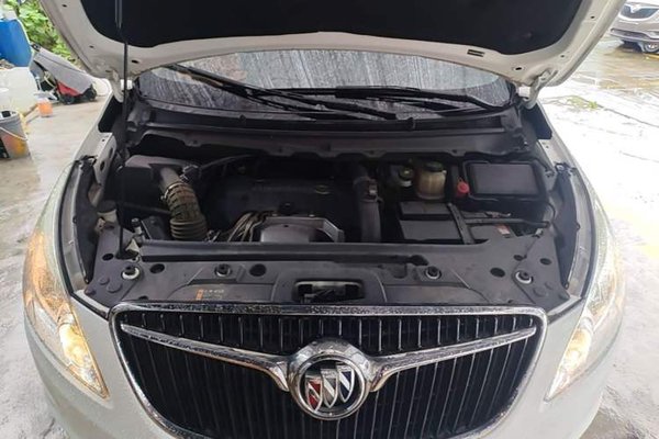Buick GL8 2018, 78400 км, за 15383 USD - фото 9