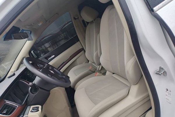 Buick GL8 2018, 78400 км, за 15383 USD