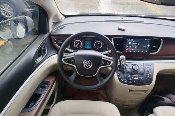 Buick GL8 2018, 78400 км, за 15383 USD - фото 24
