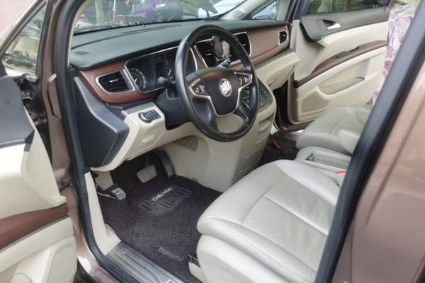 Buick GL8 2018, 174200 км, за 12187 USD - фото 19