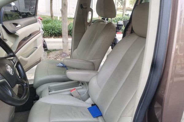 Buick GL8 2018, 174200 км, за 12187 USD - фото 14