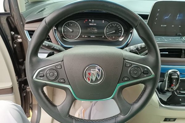 Buick GL8 2020, 107300 км, за 16035 USD - фото 14