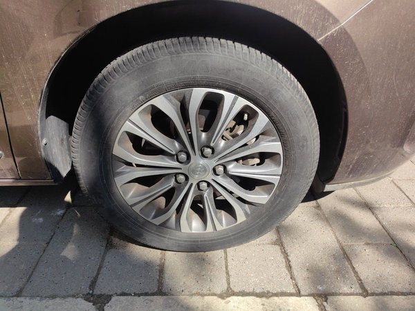 Buick GL8 2020, 32300 км, за 19287 USD - фото 9
