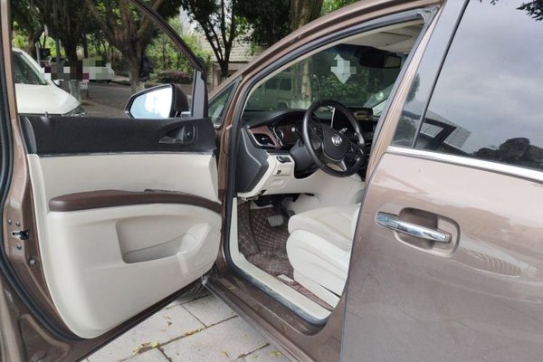 Buick GL8 2020, 142300 км, за 14417 USD - фото 16