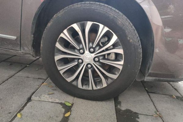 Buick GL8 2020, 142300 км, за 14417 USD - фото 8