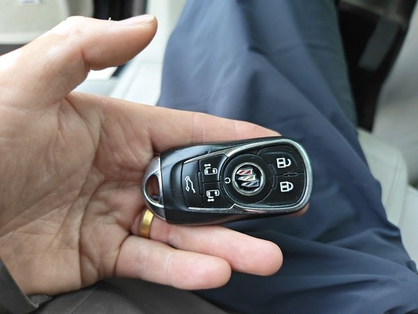 Buick GL8 2020, 108900 км, за 26551 USD - фото 9