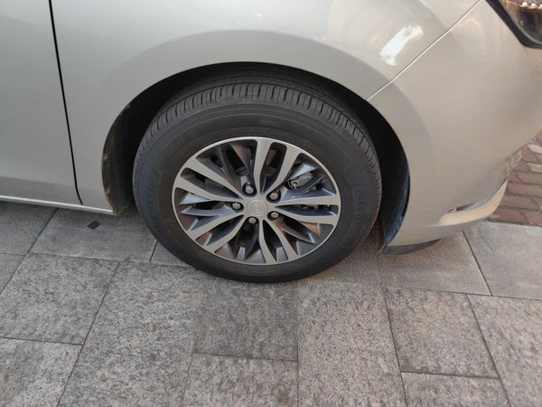 Buick GL8 2020, 130900 км, за 18720 USD - фото 8